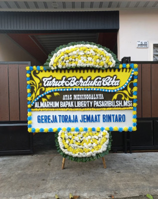 Papan Bunga Duka di Denpasar Timur